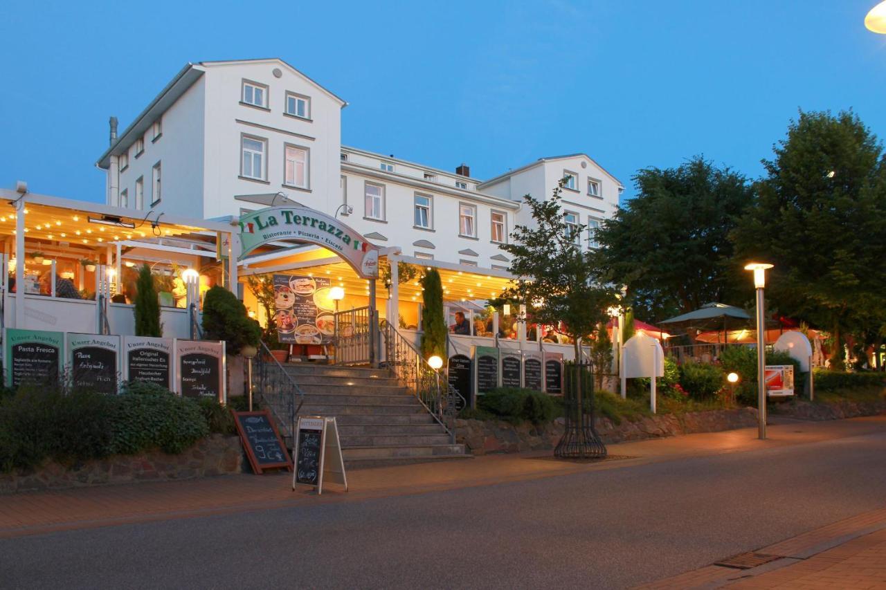 Terrasse, Gratis Nutzung Vom Ahoi Erlebnisbad Und Sauna In Sellin - Villa Antje Fewo 04 Goehren  Ngoại thất bức ảnh