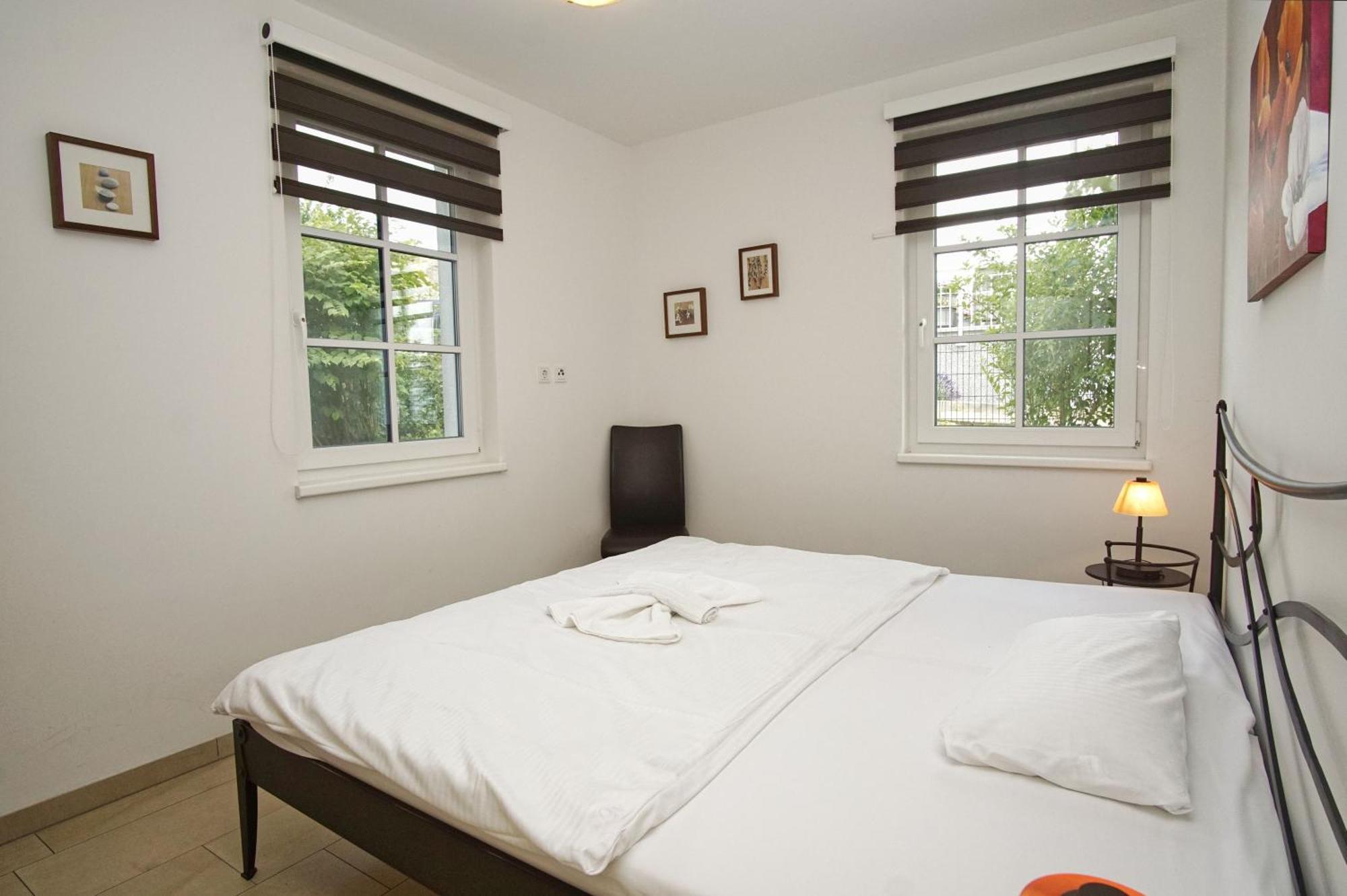 Terrasse, Gratis Nutzung Vom Ahoi Erlebnisbad Und Sauna In Sellin - Villa Antje Fewo 04 Goehren  Ngoại thất bức ảnh